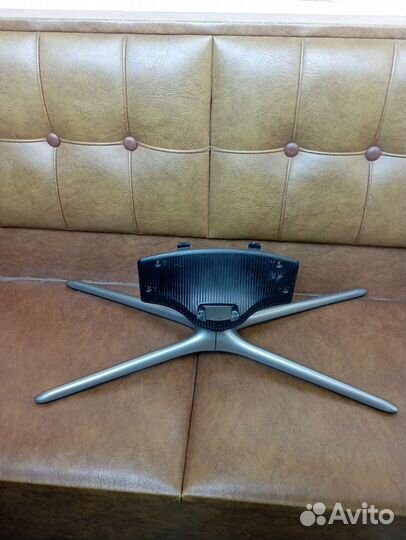 Подставка под телевизор