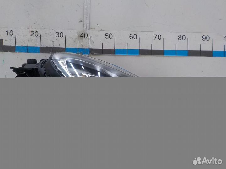 Фара правая Porsche Cayenne