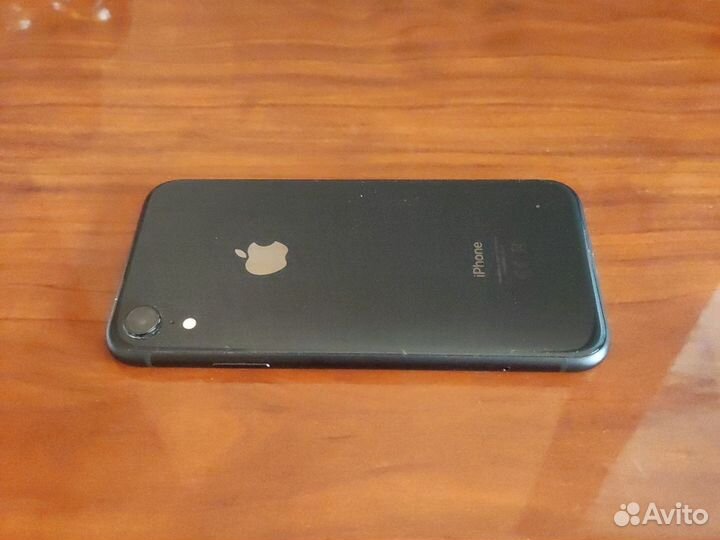 iPhone Xr, 64 ГБ