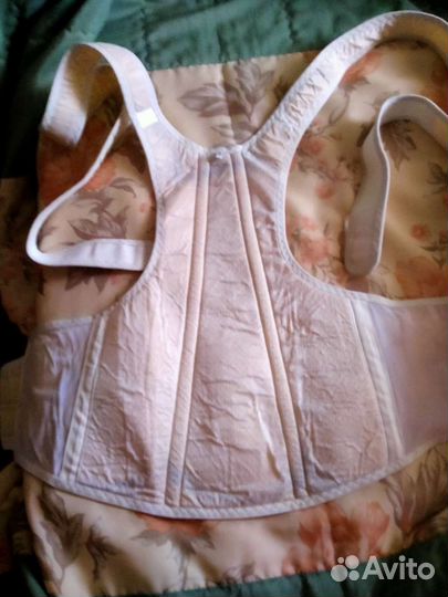 Корректор осанки для взрослых тривес новый