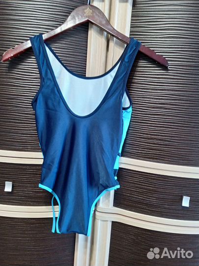 Купальник женский слитный для бассейна