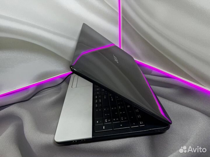 Игровой ноутбук Acer i3 / 8Gb / 2 видео / SSD+HDD