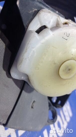 Задний средний ремень безопасности Subaru Forester