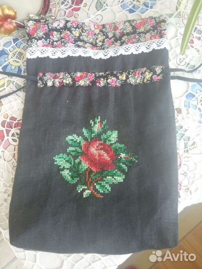 Льняной мешочек с вышивкой