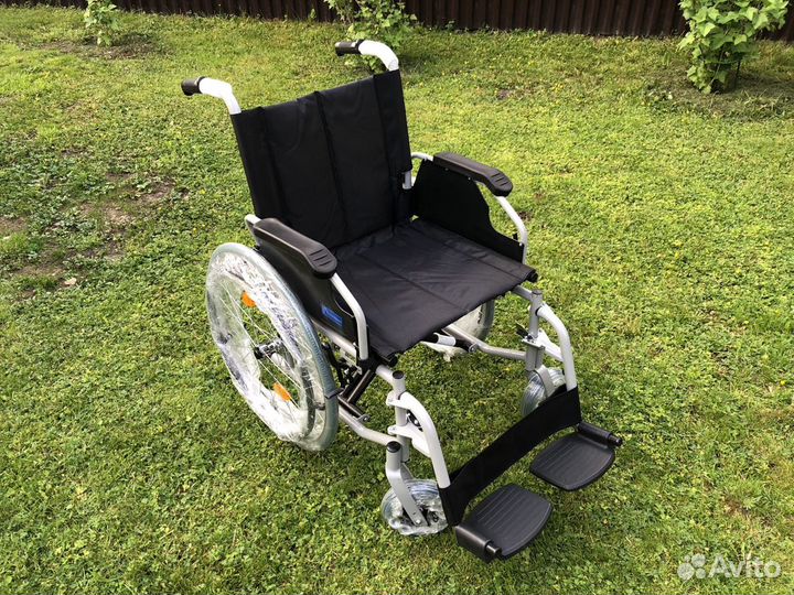 Коляска инвалидная Титан Дойчланд(новая)