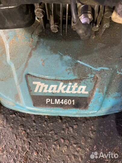 Газонокосилка бензиновая Makita