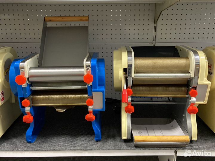 Тестораскатывающая машина