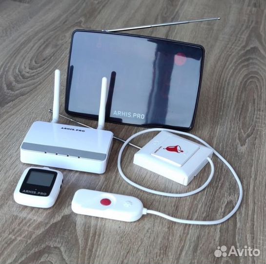 Кнопка вызова в туалет, табло и пейджер