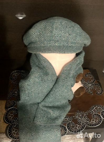 Кепка и шарф