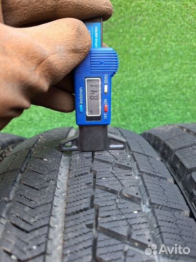 Bridgestone Blizzak VRX 185/70 R14 88Q