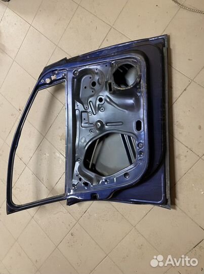 Volkswagen polo дверь передняя левая