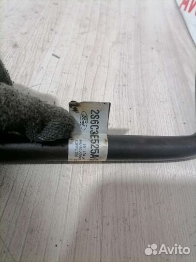 Трубка гур Ford Fiesta mk5