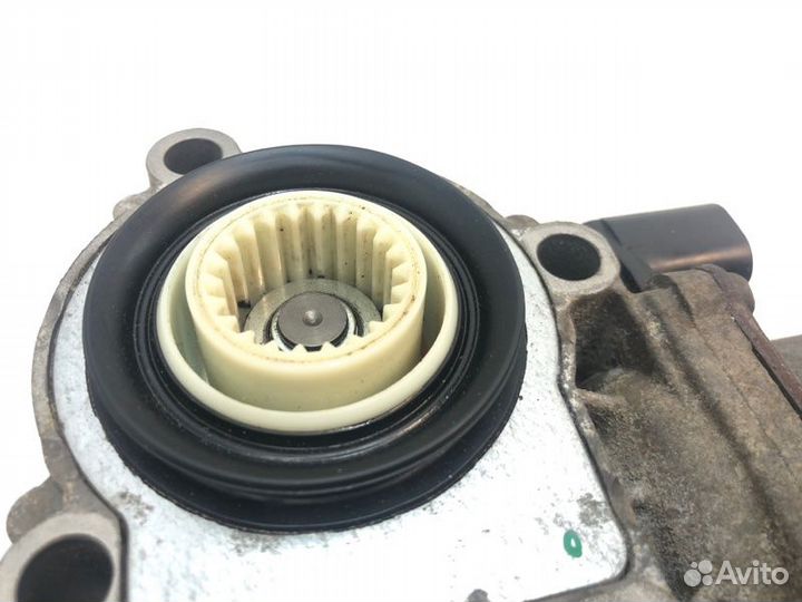 Сервопривод раздатки Land Rover Discovery 3 L319