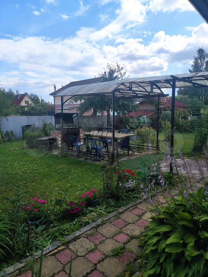 Коттедж 177 м² на участке 6 сот.