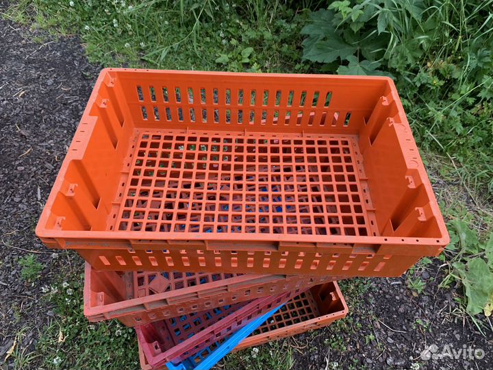 Пластиковые ящики