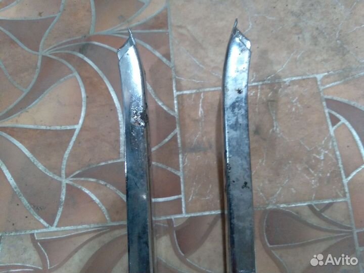 Рамки поворотного стекла