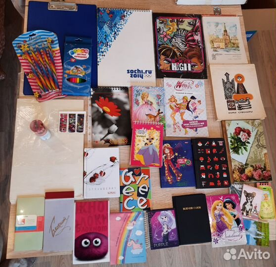 Блокноты бумага карандаши набор Monster High