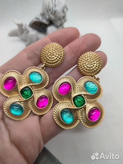 Серьги стильные