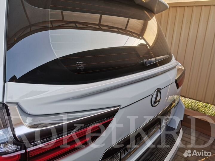 Спойлер под стекло Lexus LX 570 с 2015 года