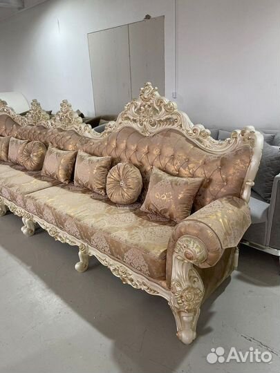 Угловой диван