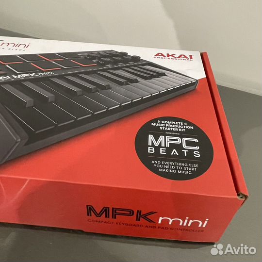 Akai MPK mini mk3 Тотал Черный