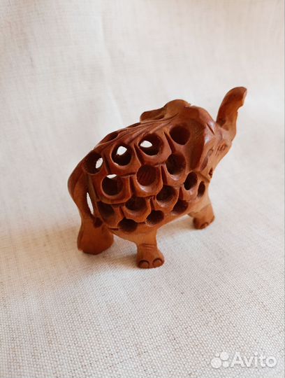 Фигурка прорезная деревяная «слоник»