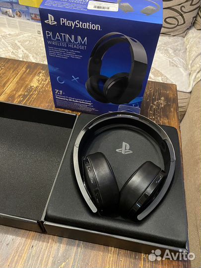 Sony PS4, наушники, джостик