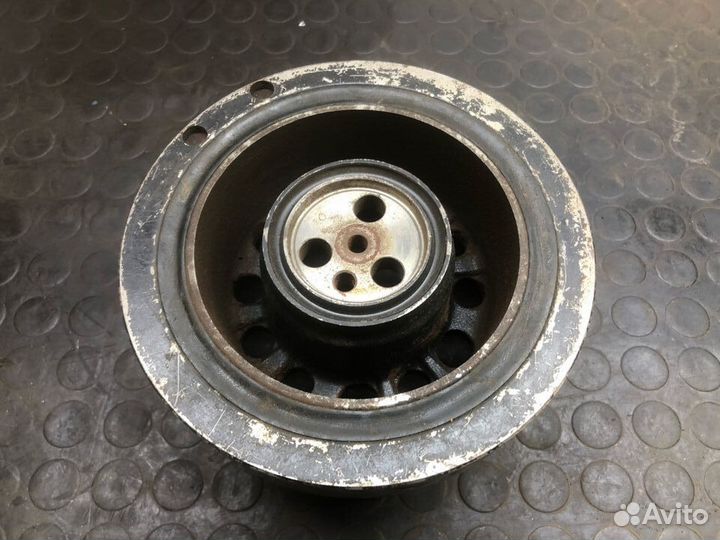 Шкив коленвала Toyota Land Cruiser J200 1vd-ftv