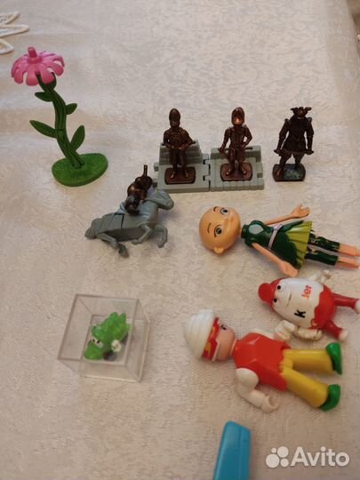 Киндеры игрушки 90-х годов за всю коллекцию