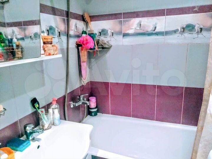 Комната 12 м² в 3-к., 1/5 эт.