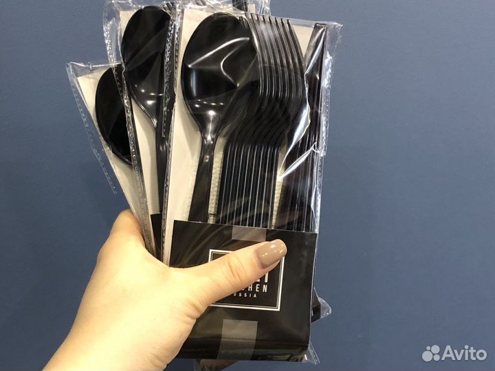 Набор столовых приборов новый