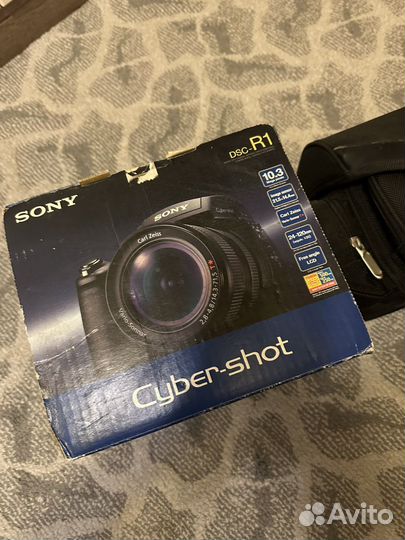 Sony cyber shot dsc r1
