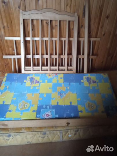 Детская кроватка