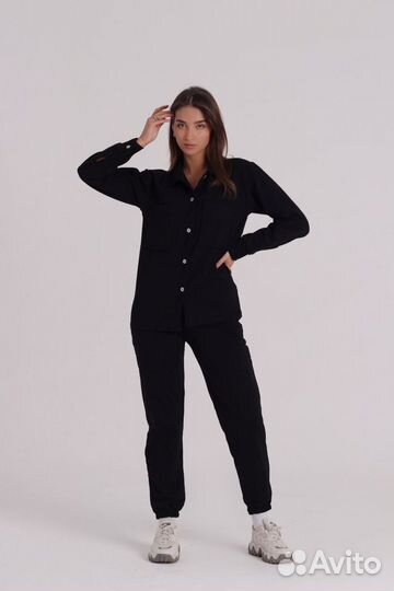 Костюм женский спортивный