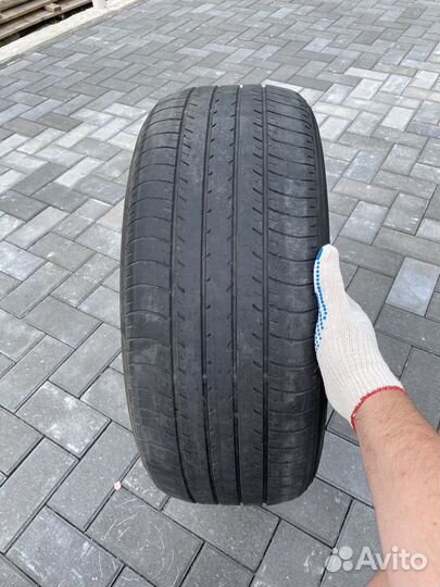 Yokohama BluEarth E70 215/55 R17 94V