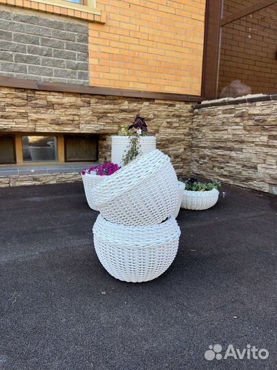 Кашпо из ротанга