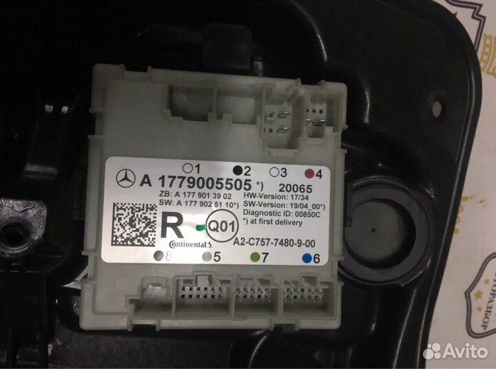 Блок управления двери задний левый Mercedes-Benz