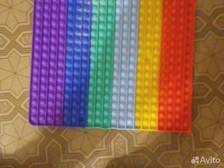 Поп ит, радужный, красный, жёлтый, голубой