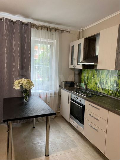 3-к. квартира, 72,2 м², 1/9 эт.