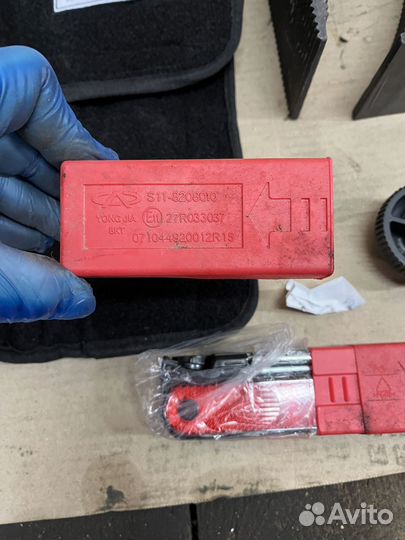 Штатный бортовой инструмент Chery Tiggo 2 J69