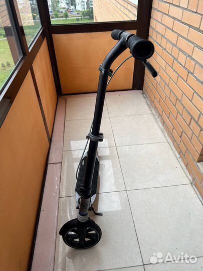 Самокат oxelo town 7 susp плюс чехол и шлем