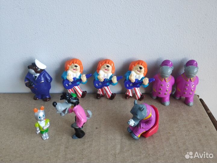 Киндер игрушки 90х феи дисней смешарик львы