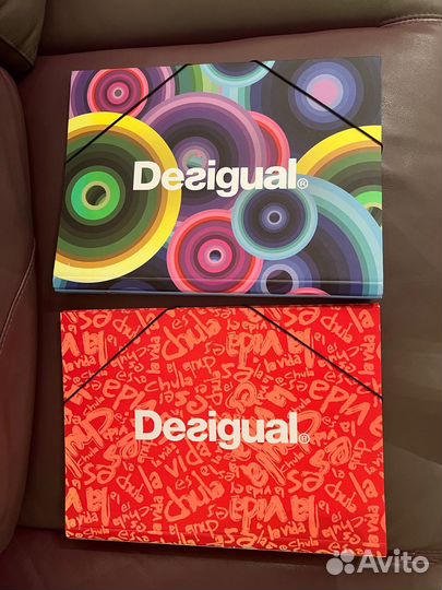 Папки Desigual