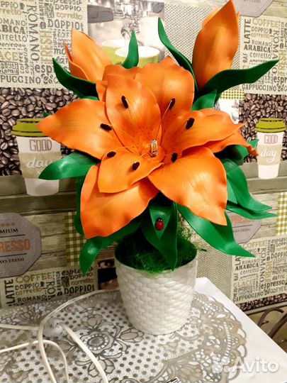 Светильник Лилия