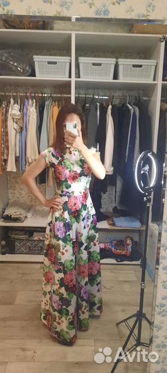 Нарядное женское платье 42 44