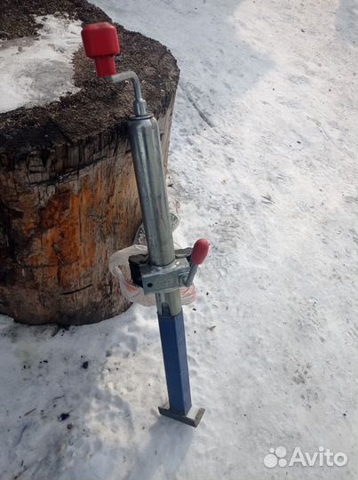 Прицеп дом на колесах