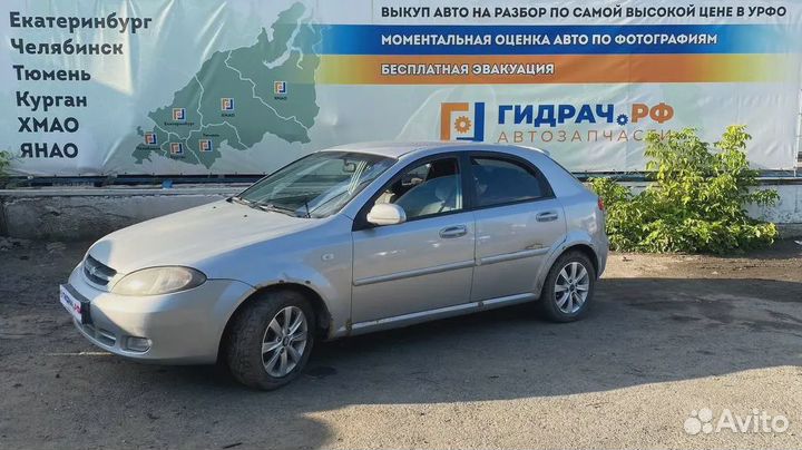 Кулак поворотный передний левый Chevrolet Lacetti