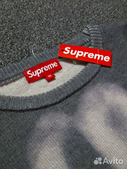 Свитшоты supreme blurred logo