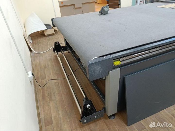 Планшетный режущий плоттер T-CUT DC 2516