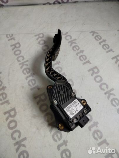 Педаль газа Renault Laguna DCI 1.5 2009